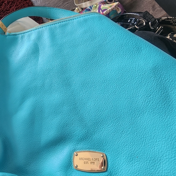 Michael Kors purse - Picture 2 of 9